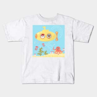 Underwater Christmas - Santa Claus in a yellow submarine Kids T-Shirt